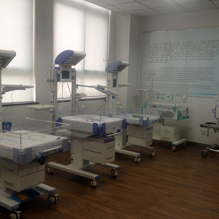 Equipo de cuidado de bebés de grado superior para hospital, resucitador de PVC para bebés, calentador de bebés con unidad de fototerapia LED