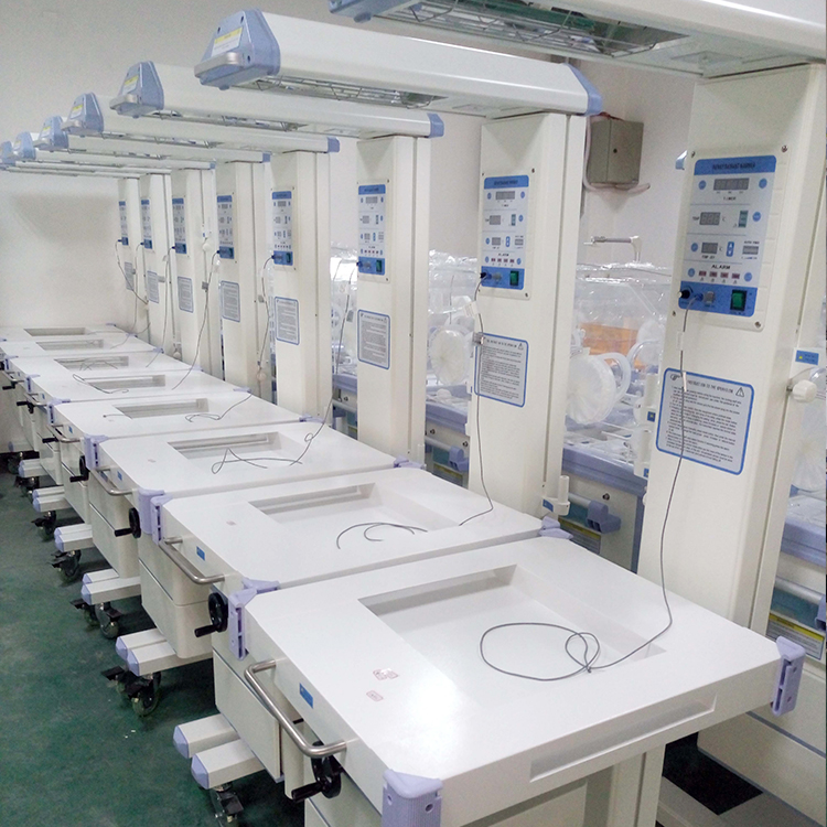 Incubadora radiante para bebés prematuros de emergencia en la UCI del hospital