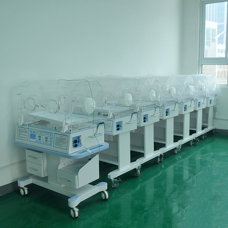 Incubadora radiante para bebés prematuros de emergencia en la UCI del hospital